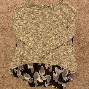 Girls Large Long Sleeve Shirt (Floral Back)